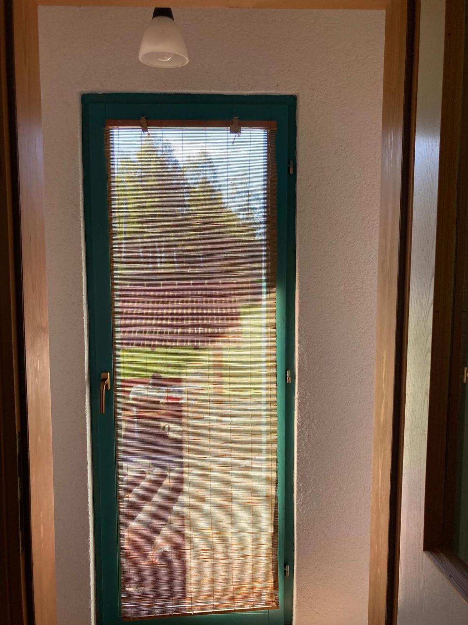 Holiday Home Tunnel Ravne Visoko Bagian luar foto